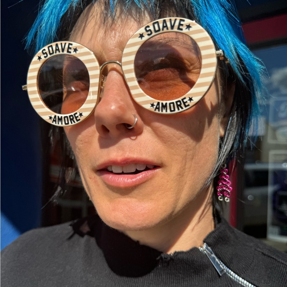 Gucci Beige and White Sunglasses with Gold Detail